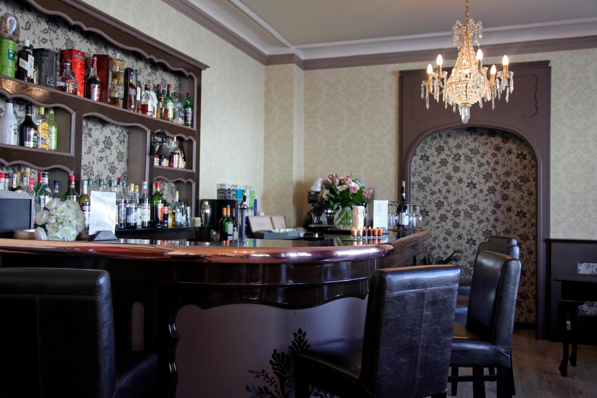 Logis Hotel Des Bains Gérardmer Eksteriør billede