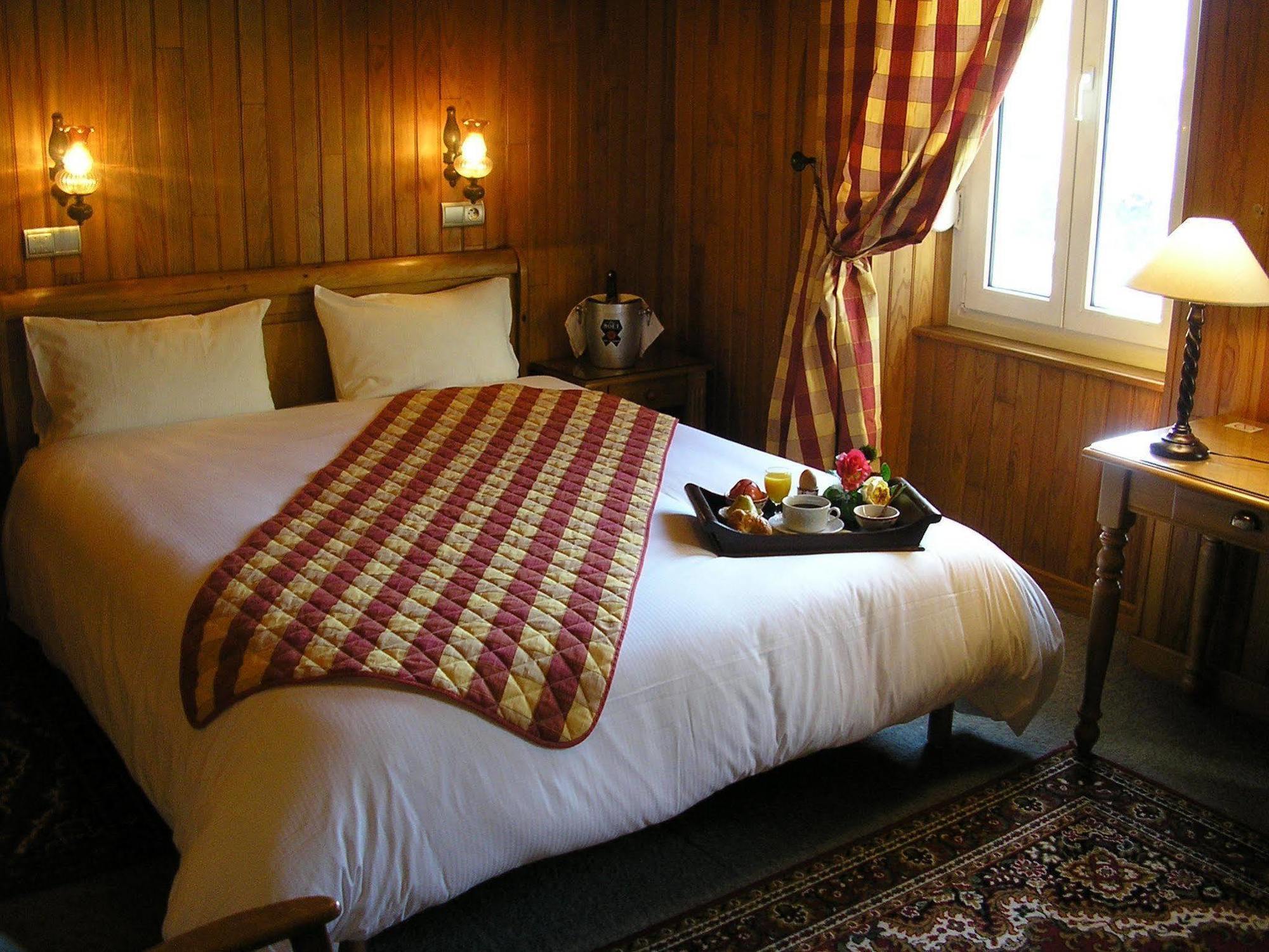 Logis Hotel Des Bains Gérardmer Eksteriør billede