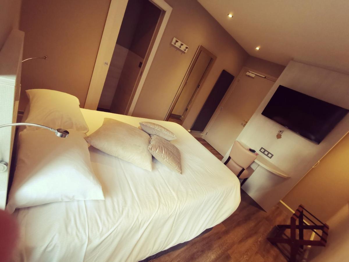 Logis Hotel Des Bains Gérardmer Eksteriør billede